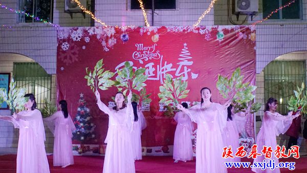 在“信·望·爱”中欢庆圣诞佳节 ——陕西圣经学校举办2019年庆圣诞演出活动