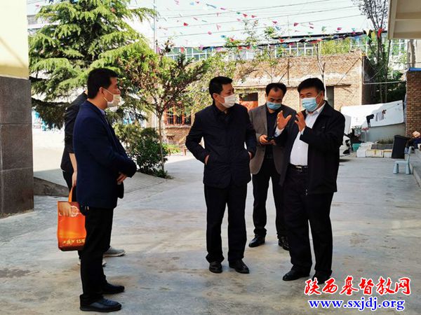 泾河新城统战部走访泾干街道基督教堂调研指导安全工作