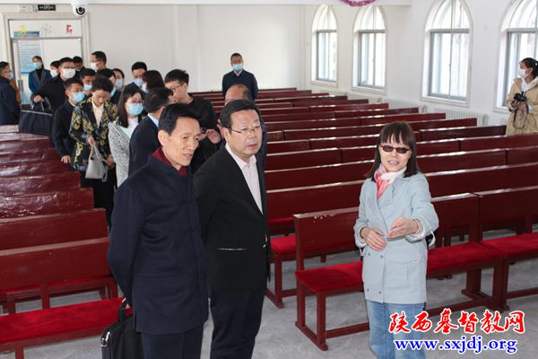 榆林市政协副主席苏世强到芝圃巷教会调研(图3)