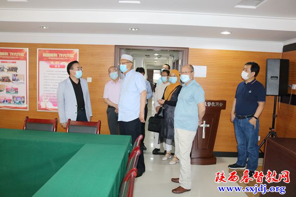 省基督教两会主要同工接待省伊斯兰教协会刘瑞林副会长一行(图4)