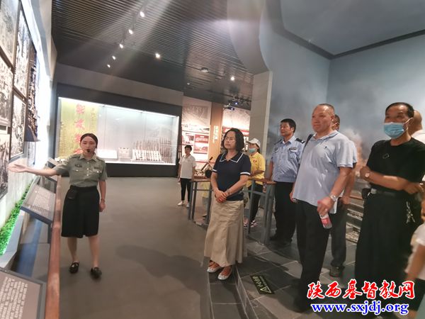 铭记历史 缅怀先烈 不忘初心 砥砺前行 ——宝鸡市基督教两会组织同工赴扶眉战役纪念馆进行爱国主义教育(图3)