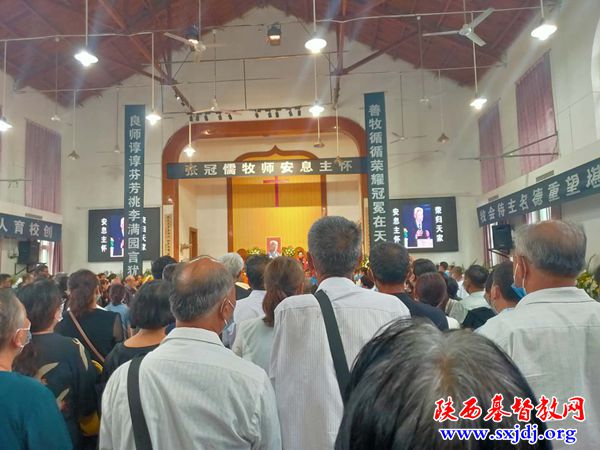 张冠儒牧师追思礼拜及追悼会在三原县基督教东关总堂举行(图7)