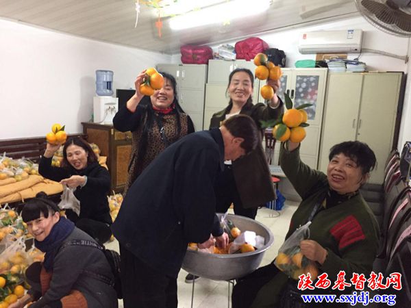 九九重阳日,浓浓敬老情 ——我省多处教会举办重阳节敬老活动(图2)