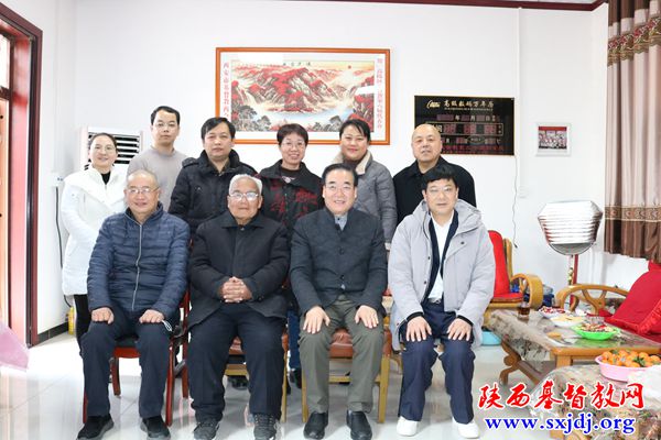 省基督教两会负责同工春节前看望教会老前辈(图4)