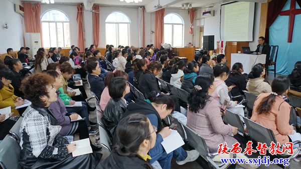 陕西圣经学校邀请陕西省社会科学院研究员丁锐中博士作关于“德国新教传教士卫礼贤与东学西渐”讲座(图2)