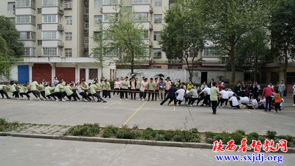 强健身心  作主精兵——陕西圣经学校举办2021年春季运动会(图3)